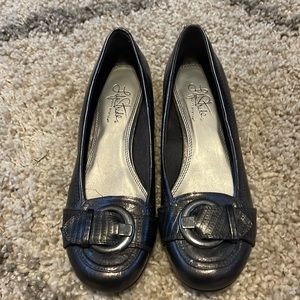 Life stride , grey , new condition